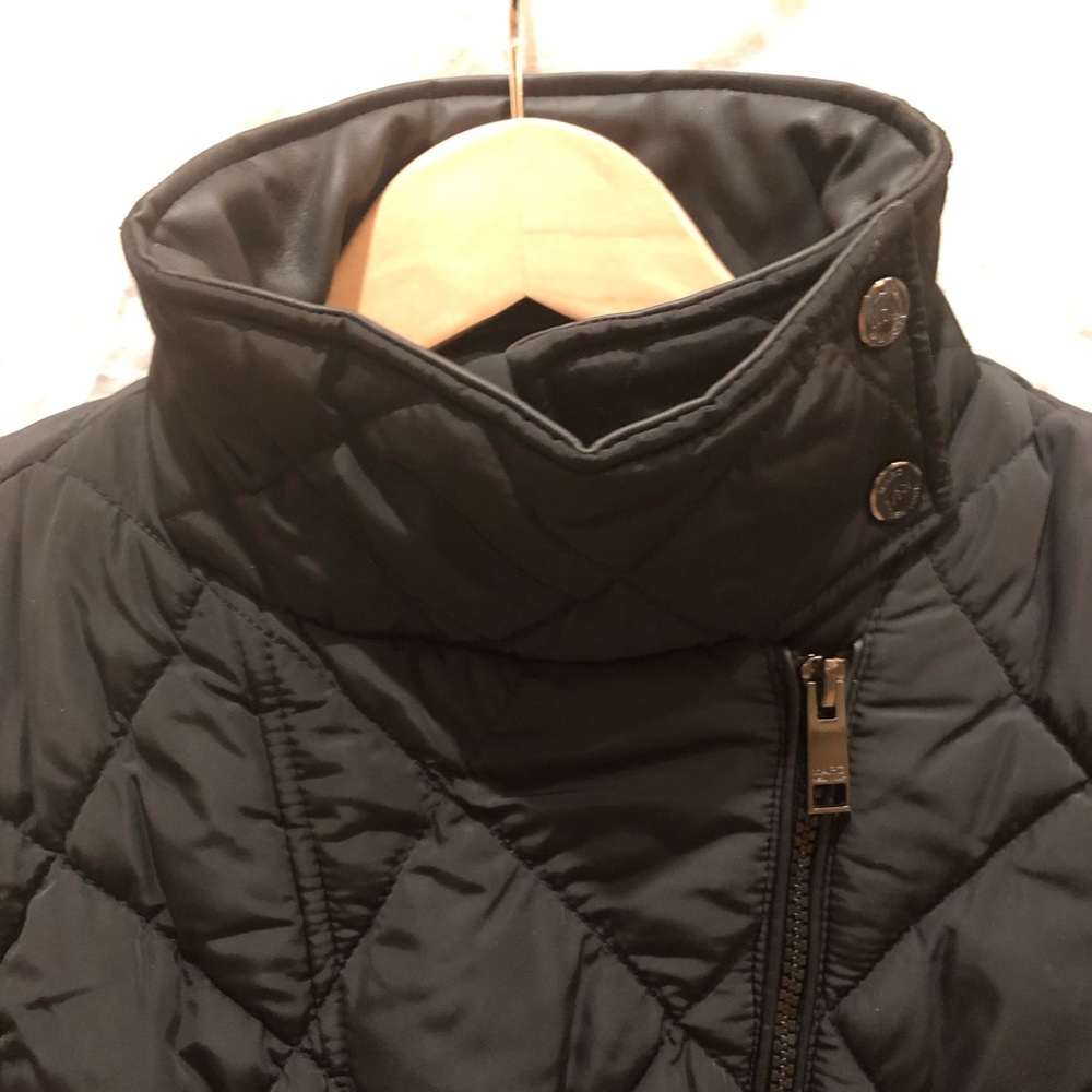 Andrew Marc Performance puffer jacket/vest - Picture 7 of 8